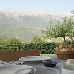 Lumo & Pool Villa Permet