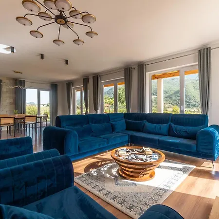 Villa Lumo & Pool Përmet