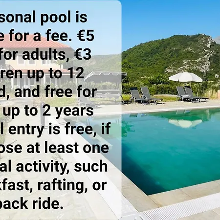 Lumo & Pool Villa Përmet