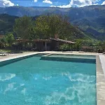 Lumo & Pool * Përmet