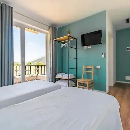 Villa Lumo & Pool Përmet