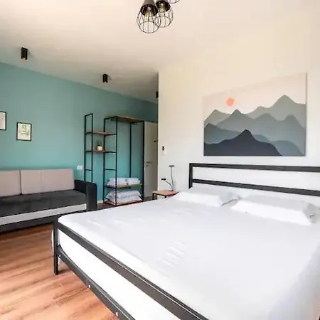Lumo & Pool Villa Përmet