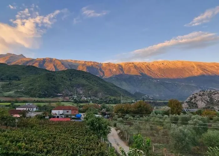 Lumo & Pool * Permet